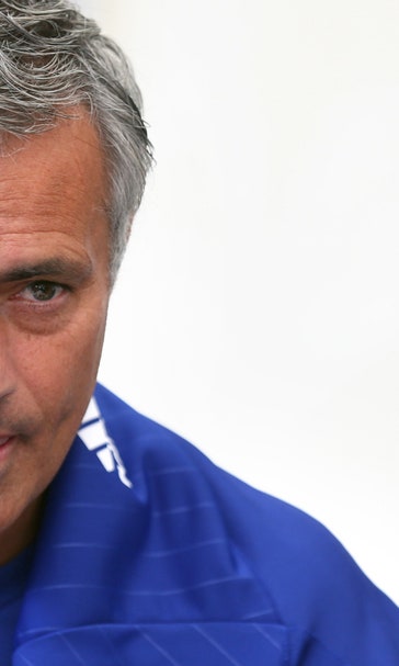 Chelsea's Mourinho mocks Arsene Wenger's win record at Arsenal